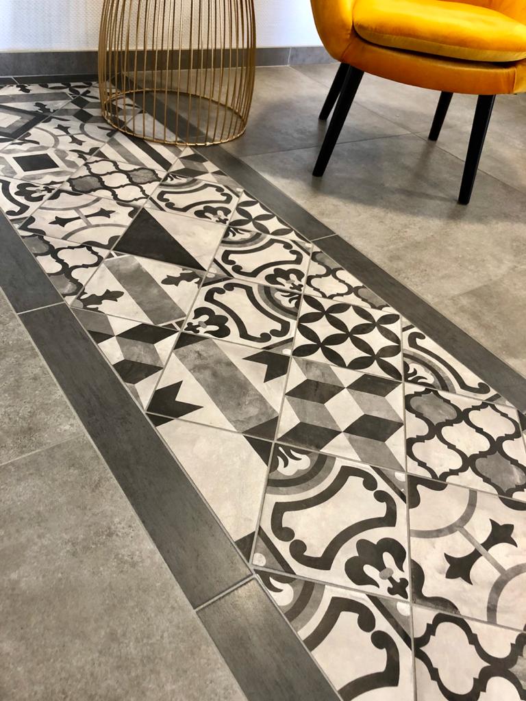 FRISSE-EN-CARRELAGE-IMMITATION-CARREAUX-CIMENT
